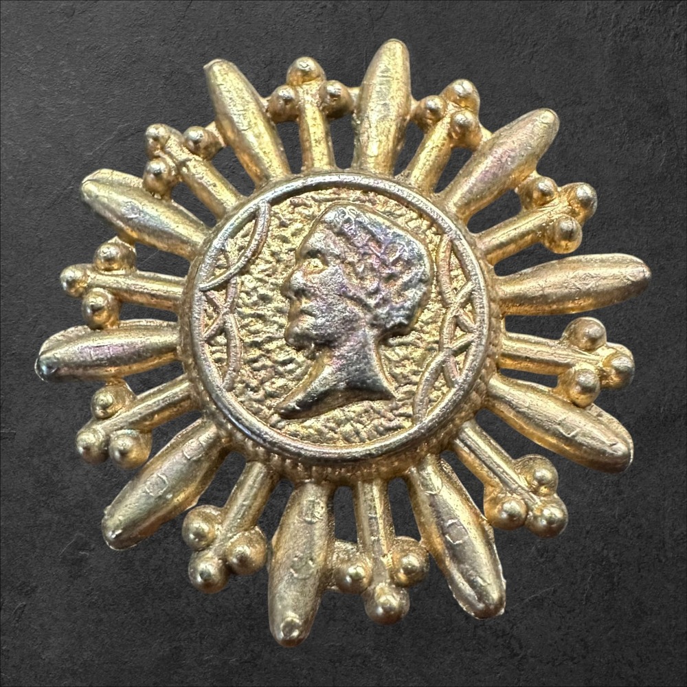 Vintage Gold Tone Sunburst Cameo Classical‎ Profile Brooch Pin